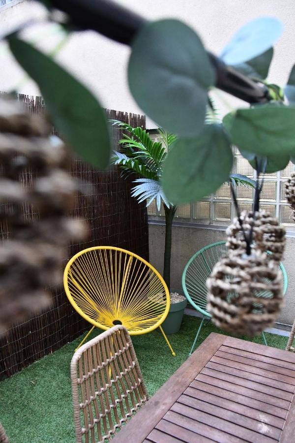 Appartamento Le Rive Droite - Gare Centre - Wifi - Terrasse - Face Remparts Avignone Esterno foto