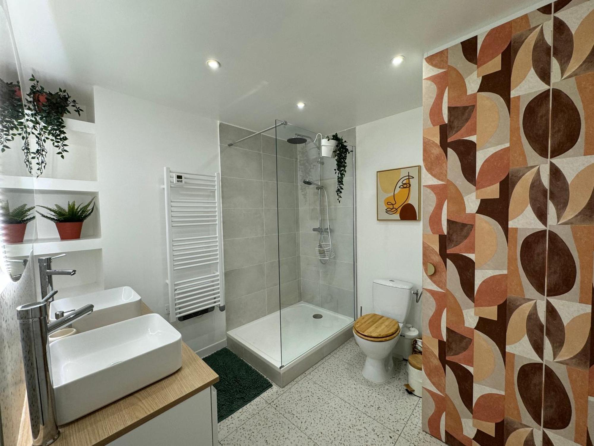 Appartamento Le Rive Droite - Gare Centre - Wifi - Terrasse - Face Remparts Avignone Esterno foto